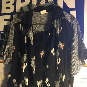 Funky fun cactus vintage 80s small button up